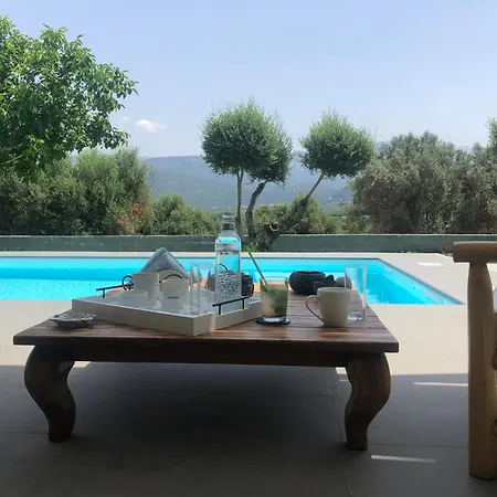 Penelope Dream Pool Villa *