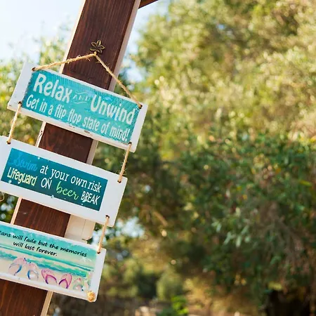 Penelope Dream Pool Minia