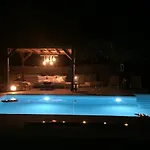 Penelope Dream Pool فيلة